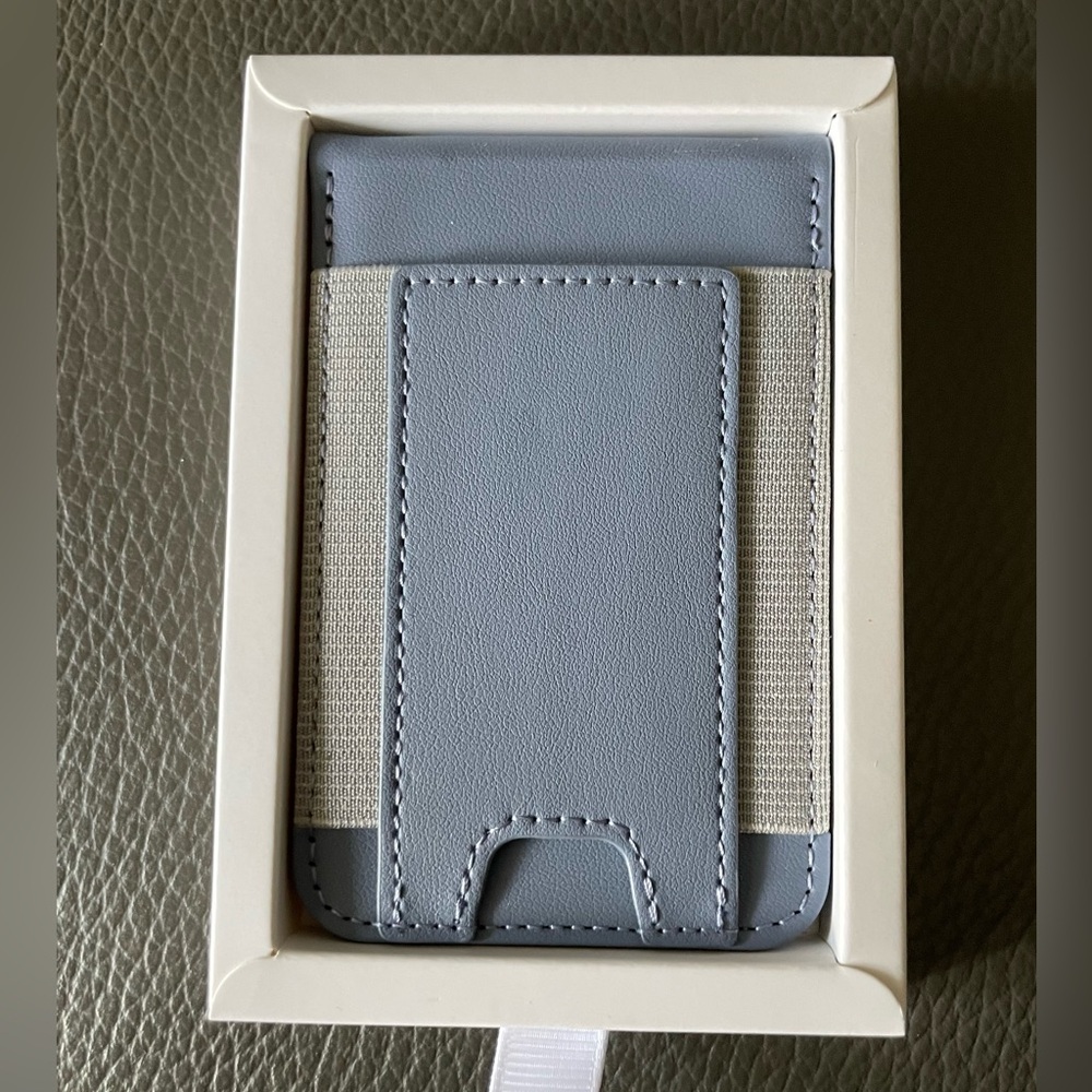 Miroddi MagSafe Leather Magnetic Wallet and iPhone Stand